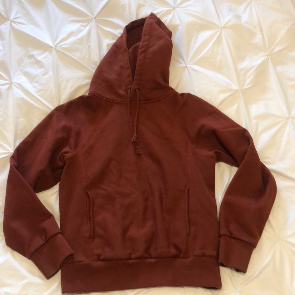 Filson’s Women’s rust red heavy weight hoodie. Size xs